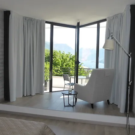 Vista 4*