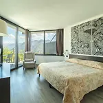 بي آند بي فيستا لاغو فندق مبيت وإفطار 4*